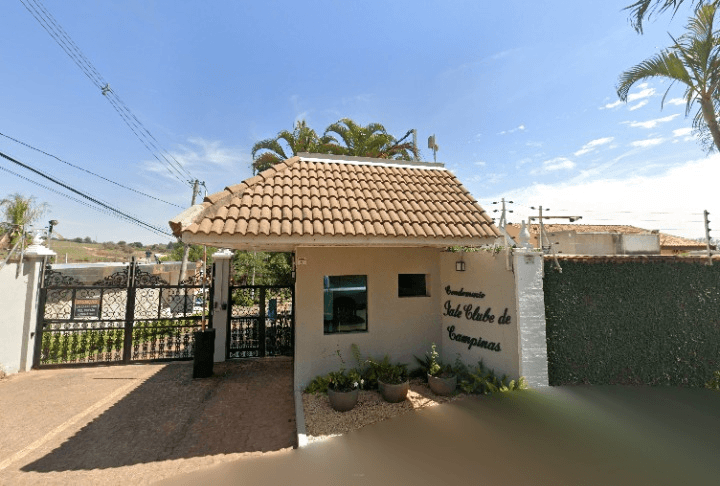 Casa em leilão judicial em Iate Clube Campinas, Americana — Avenida Santino Faraone, 1200