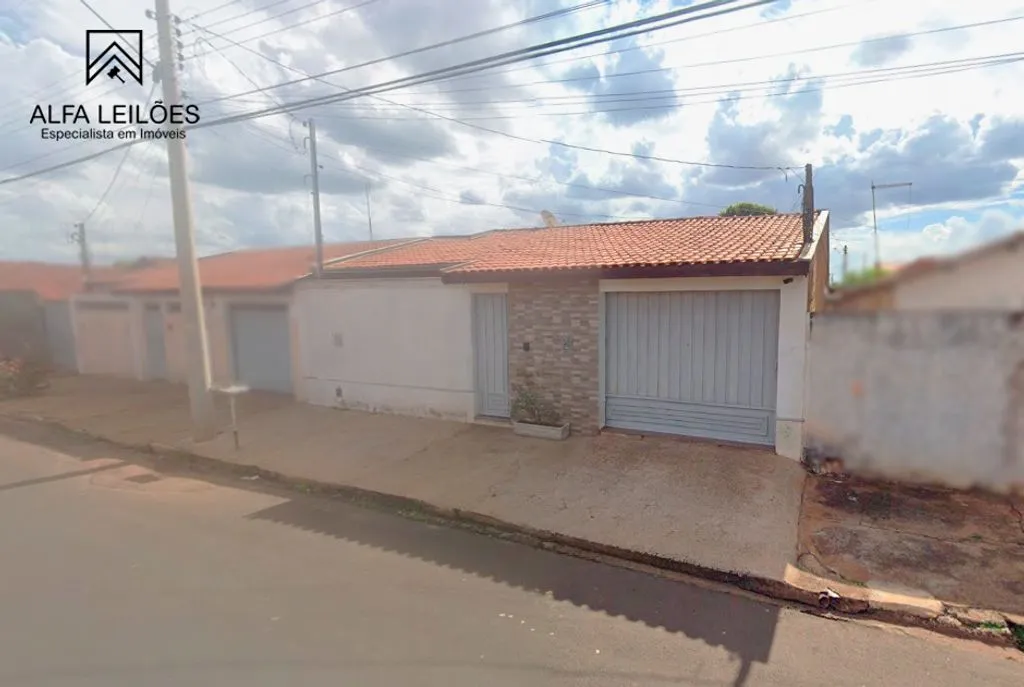 Casa em leilão judicial em Jardim Santa Clara, Bariri — Avenida José Saltareli, n° 470