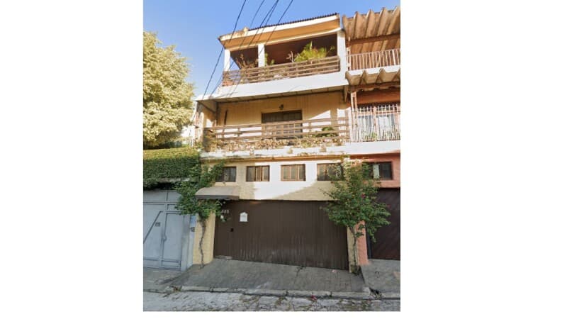 Casa em leilão judicial em Vila Palmeiras, São Paulo — Rua Manuel Correia, 885