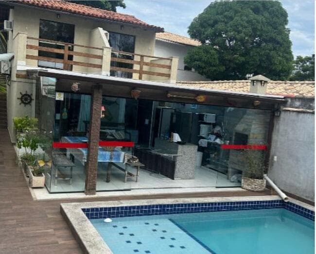 Prédio em leilão judicial em Geribá, Armação dos Búzios — Loteamento Gravatás, nº 60