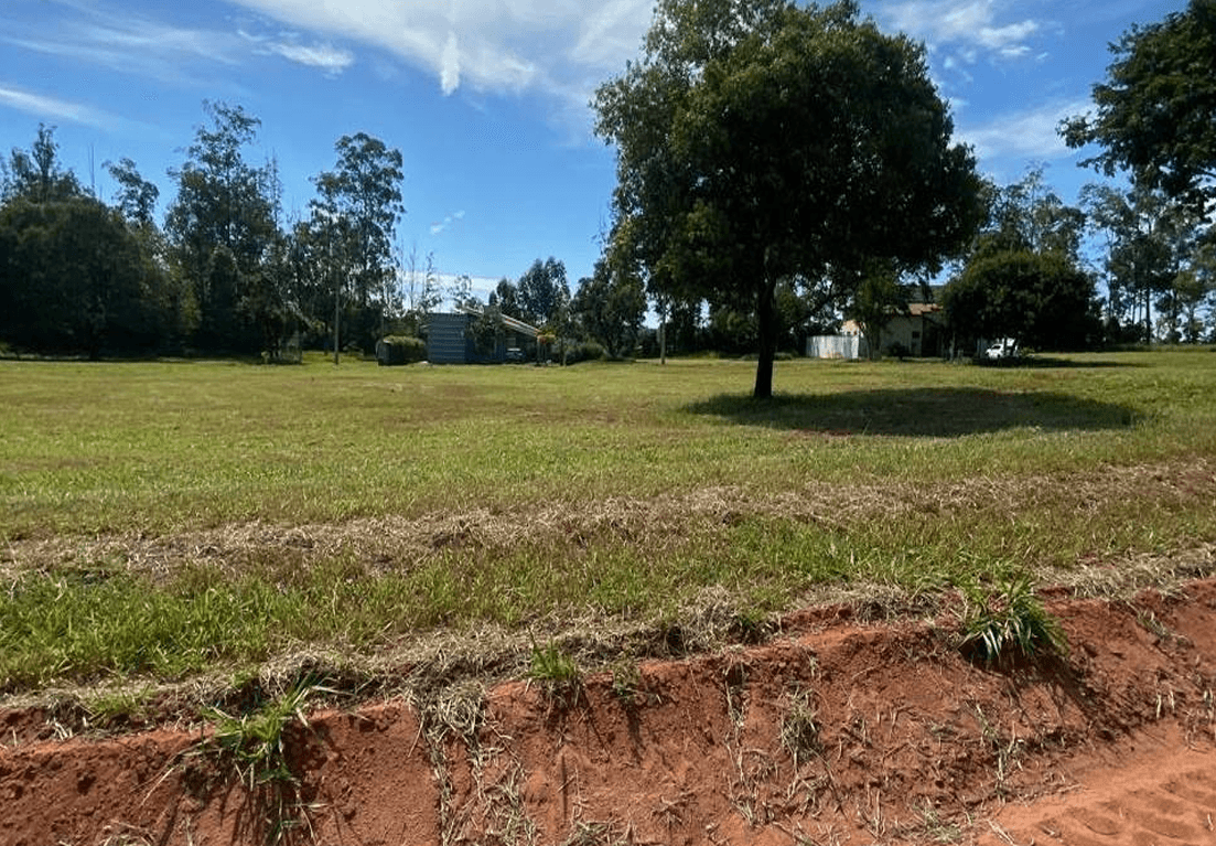 Terreno em leilão judicial em Thermas de Santa Bárbara, Águas de Santa Bárbara — Loteamento Thermas de Santa Bárbara Gleba II, nº 05